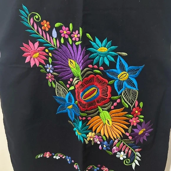 ARTISAN Multi-Color Floral Embroidered Mexican Dress Black Mesh Boho Tunic - Picture 3 of 4